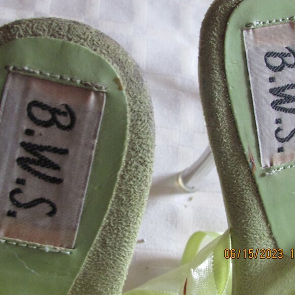 Sexy heels with satin ribbons hugging your leg, light lime green - Picture 6 of 6